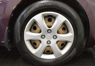 Подержанный автомобиль Hyundai Solaris Hatchback 2011 года (9 фото)