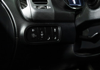 Подержанный автомобиль Kia Cerato Sedan 2017 года (18 фото)