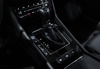 Подержанный автомобиль Skoda Superb Liftback 2024 года (26 фото)