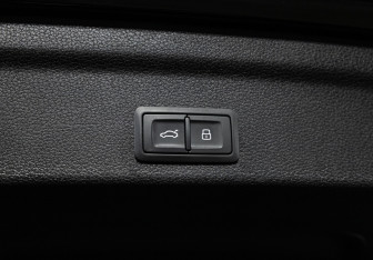 Подержанный автомобиль Audi Q3 Sportback 2020 года (18 фото)