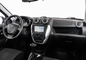 Подержанный автомобиль LADA (ВАЗ) Granta Sedan 2013 года (9 фото)