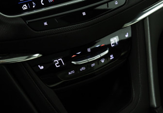 Подержанный автомобиль Cadillac XT5 2020 года (20 фото)