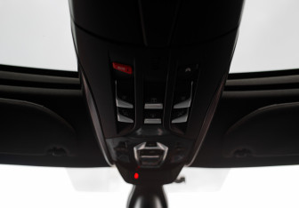 Подержанный автомобиль Citroen DS5 2013 года (15 фото)