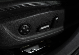 Подержанный автомобиль Audi A6 Sedan 2011 года (17 фото)