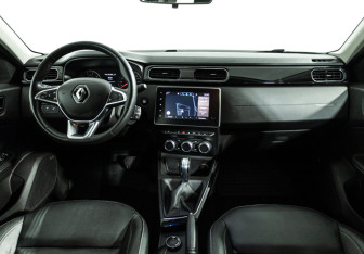 Подержанный автомобиль Renault Arkana 2019 года (13 фото)