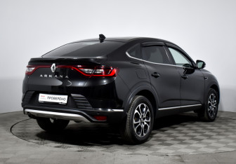 Подержанный автомобиль Renault Arkana 2022 года (5 фото)