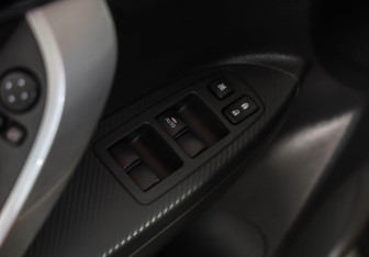 Подержанный автомобиль Mitsubishi Eclipse Cross 2021 года (23 фото)