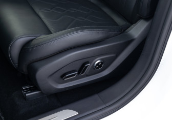 Подержанный автомобиль Voyah Free 2024 года (13 фото)