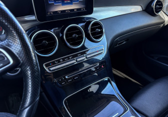 Подержанный автомобиль Mercedes-Benz GLC Coupe 2016 года (11 фото)