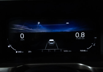 Подержанный автомобиль Kia Sorento 2022 года (13 фото)