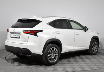 Подержанный автомобиль Lexus NX 2016 года (5 фото)