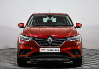 Подержанный автомобиль Renault Arkana 2019 года (2 фото)