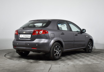 Подержанный автомобиль Chevrolet Lacetti Hatchback 2012 года (5 фото)