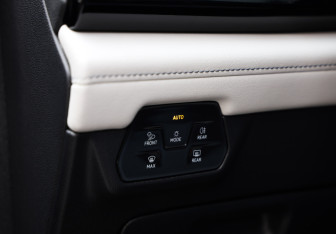 Подержанный автомобиль Volkswagen Teramont 2021 года (25 фото)