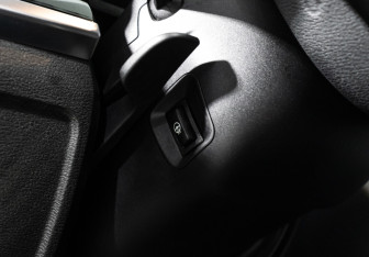 Подержанный автомобиль BMW X4 2016 года (19 фото)