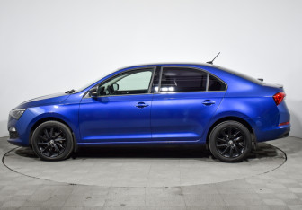 Подержанный автомобиль Skoda Rapid Liftback 2020 года (8 фото)