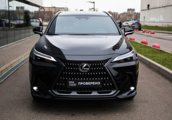 Подержанный автомобиль Lexus NX 2022 года (2 фото)