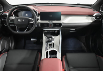 Подержанный автомобиль Geely Coolray 2023 года (12 фото)