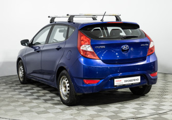 Подержанный автомобиль Hyundai Solaris Hatchback 2012 года (7 фото)