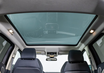 Подержанный автомобиль Land Rover Range Rover Evoque 2011 года (30 фото)