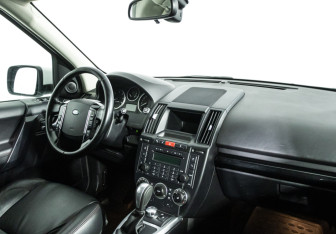 Подержанный автомобиль Land Rover Freelander 2011 года (9 фото)