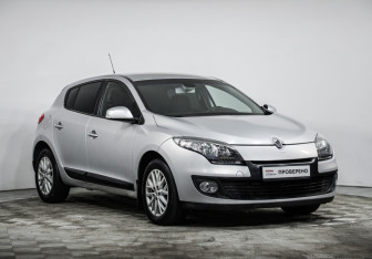 Подержанный автомобиль Renault Megane Hatchback 2013 года (3 фото)