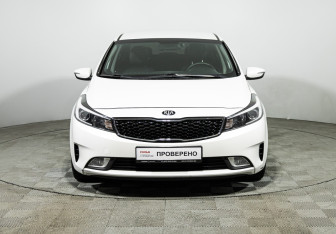 Подержанный автомобиль Kia Cerato Sedan 2018 года (2 фото)