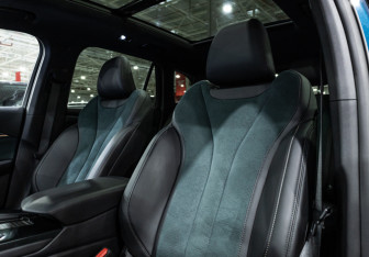 Подержанный автомобиль Geely Monjaro 2024 года (18 фото)