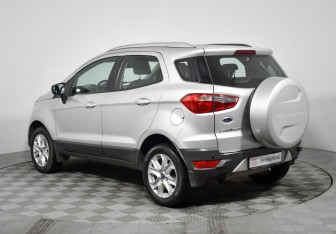 Подержанный автомобиль Ford EcoSport 2014 года (7 фото)