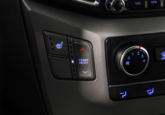 Подержанный автомобиль Hyundai H-1 2018 года (18 фото)
