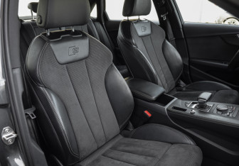 Подержанный автомобиль Audi A4 Sedan 2018 года (24 фото)