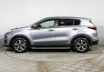 Подержанный автомобиль Kia Sportage 2020 года (8 фото)