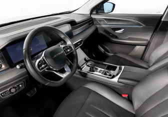 Подержанный автомобиль Jetour X90 2023 года (9 фото)
