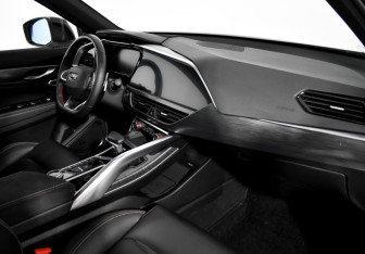 Подержанный автомобиль Geely Tugella 2022 года (15 фото)