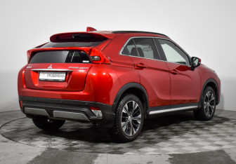 Подержанный автомобиль Mitsubishi Eclipse Cross 2019 года (5 фото)