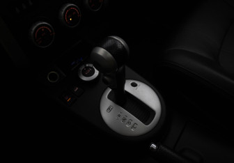 Подержанный автомобиль Nissan X-Trail 2012 года (11 фото)