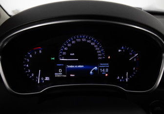 Подержанный автомобиль Cadillac SRX 2013 года (11 фото)