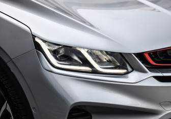 Подержанный автомобиль Geely Coolray 2020 года (10 фото)