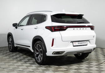 Подержанный автомобиль Exeed LX 2022 года (7 фото)