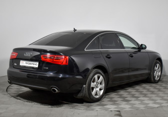 Подержанный автомобиль Audi A6 Sedan 2013 года (5 фото)