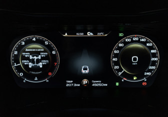 Подержанный автомобиль Geely Tugella 2022 года (12 фото)