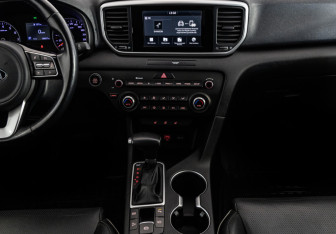 Подержанный автомобиль Kia Sportage 2019 года (14 фото)