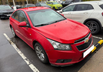 Подержанный автомобиль Chevrolet Cruze Sedan 2012 года (2 фото)