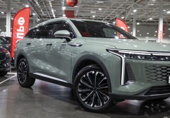 Подержанный автомобиль Exeed RX 2023 года (9 фото)