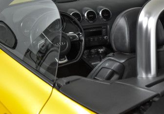 Подержанный автомобиль Audi TTS Roadster 2008 года (15 фото)