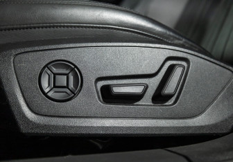 Подержанный автомобиль Audi A6 Sedan 2021 года (15 фото)