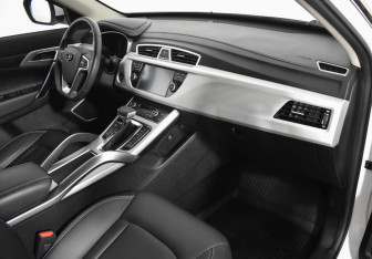 Подержанный автомобиль Geely Atlas 2020 года (12 фото)