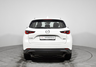 Подержанный автомобиль Mazda CX-5 2024 года (6 фото)