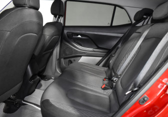 Подержанный автомобиль Hyundai Creta 2021 года (13 фото)