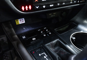 Подержанный автомобиль Lexus RX 2021 года (19 фото)